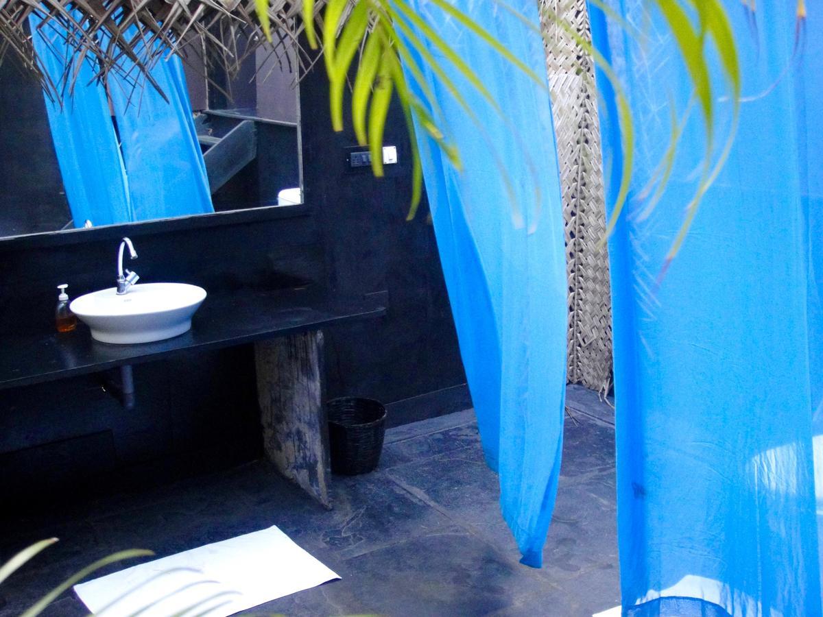 H2O Resort Agonda Buitenkant foto