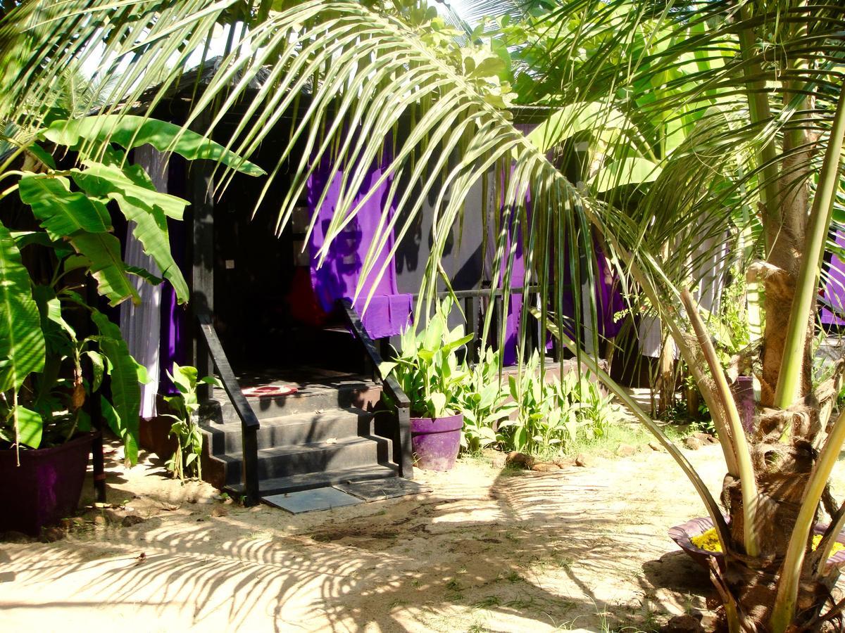 H2O Resort Agonda Buitenkant foto