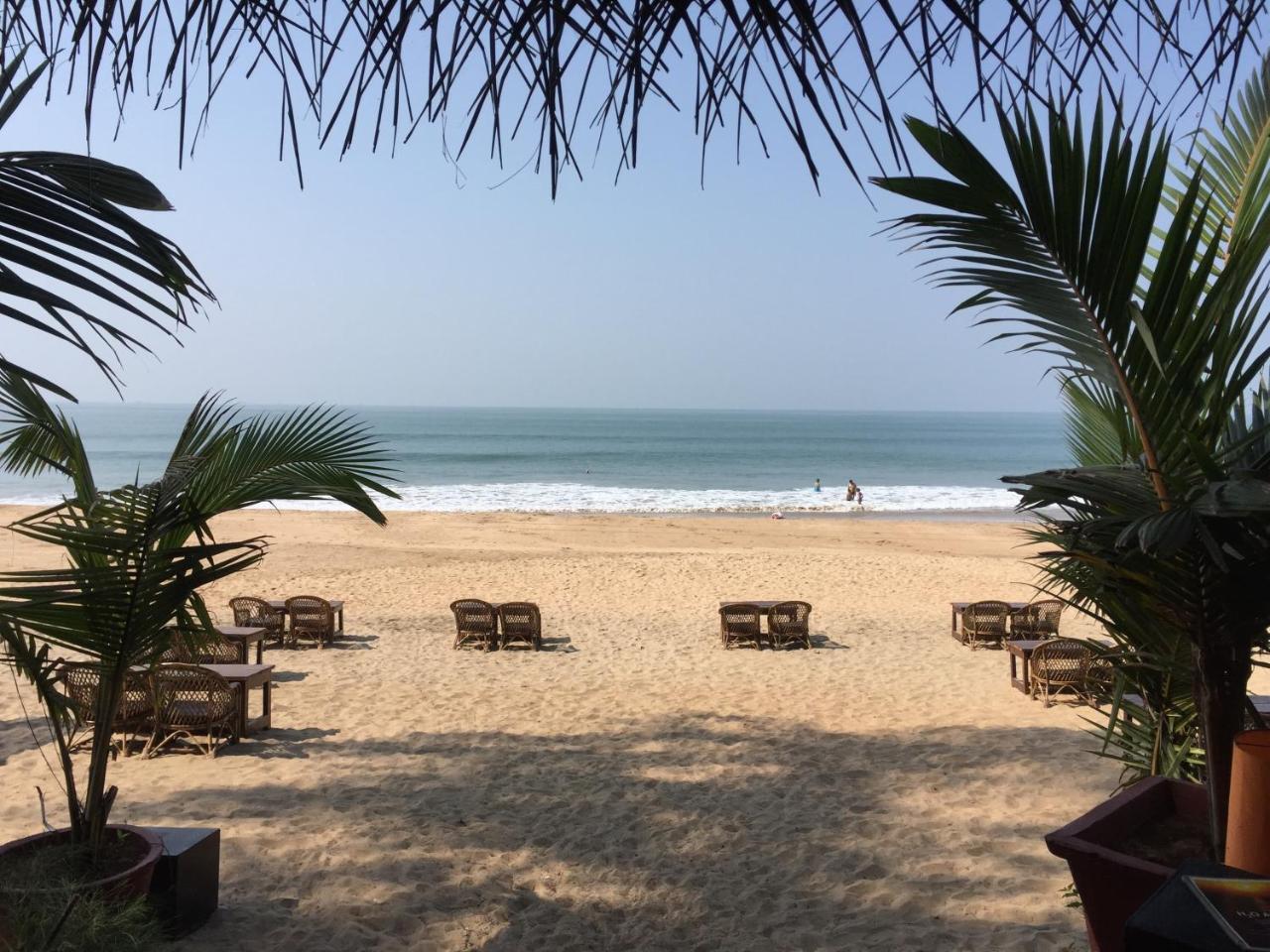 H2O Resort Agonda Buitenkant foto