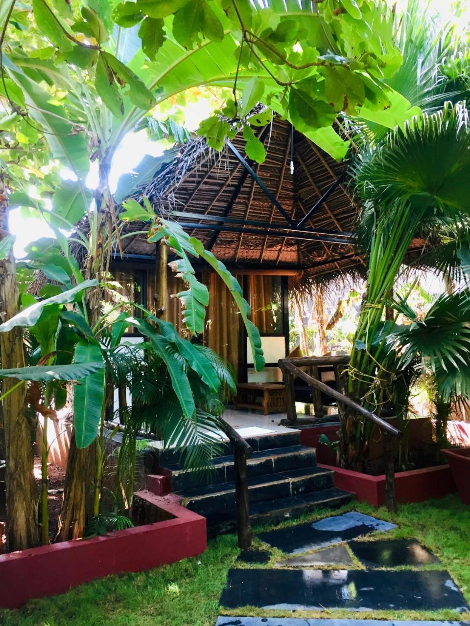 H2O Resort Agonda Buitenkant foto